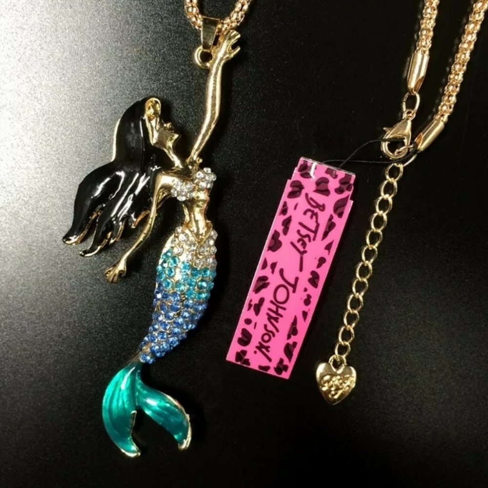 Pretty rhinestone mermaid necklace teal tail. - Picture 3 of 3